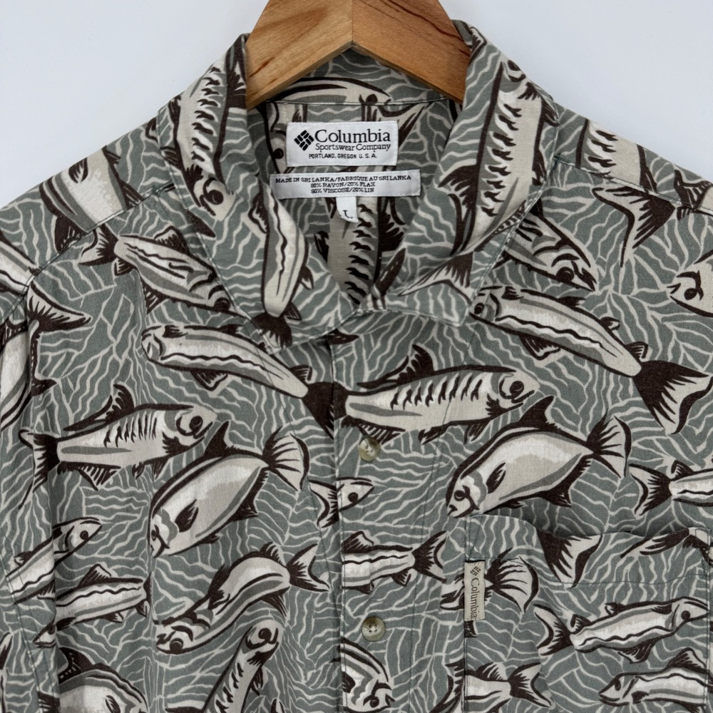 Vintage Columbia Sportswear Mens Large Fish Print Button Up Shirt Short Sleeve